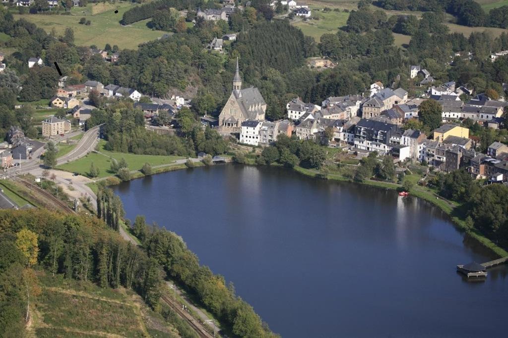 Le Hangar Des Voyageurs Petit-Halleux Exteriér fotografie