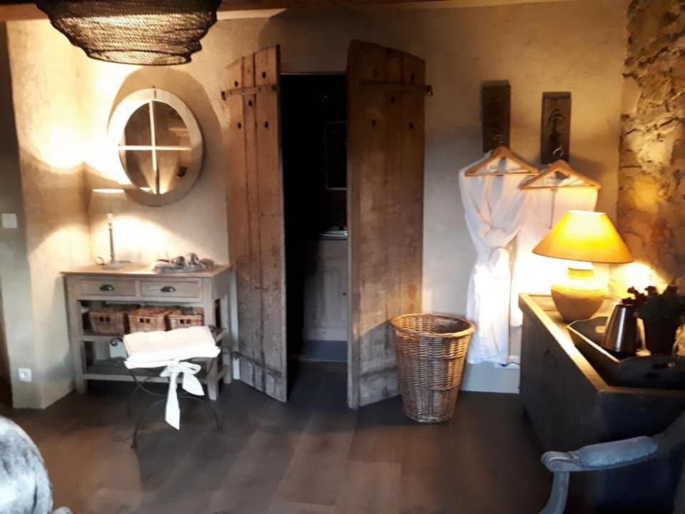 Le Hangar Des Voyageurs Petit-Halleux Exteriér fotografie